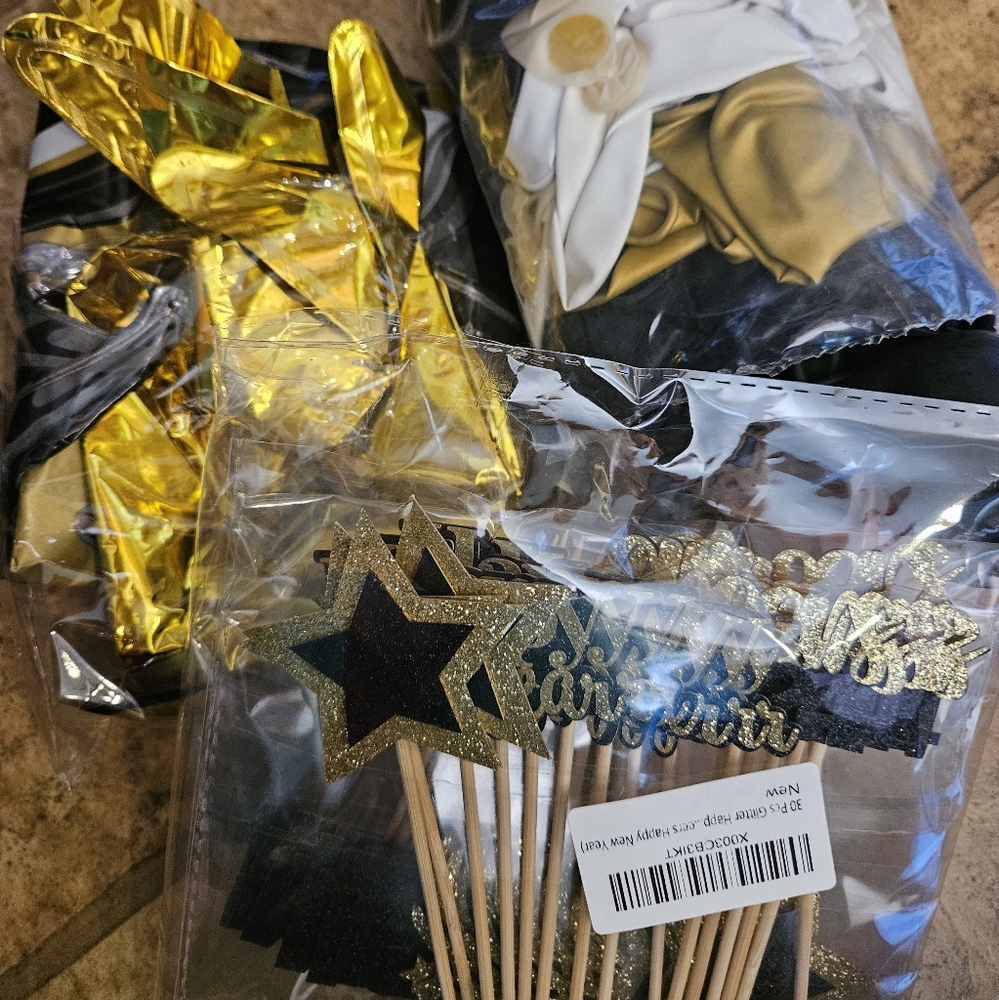 New years decor lot